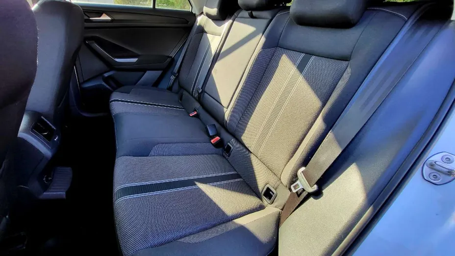 VOLKSWAGEN T-Cross -