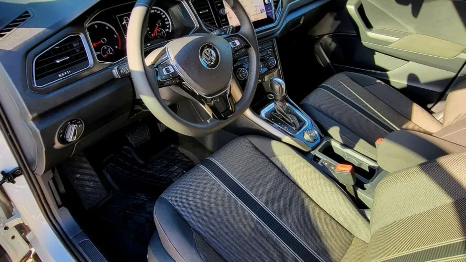 VOLKSWAGEN T-Cross -