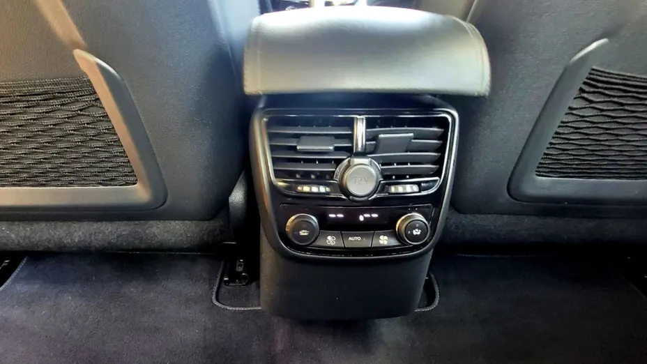 PEUGEOT 508 -