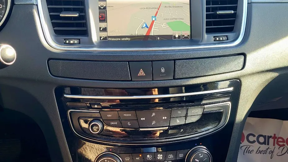 PEUGEOT 508 -