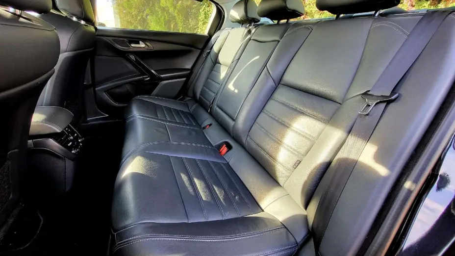 PEUGEOT 508 -