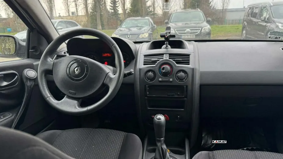 RENAULT Megane -