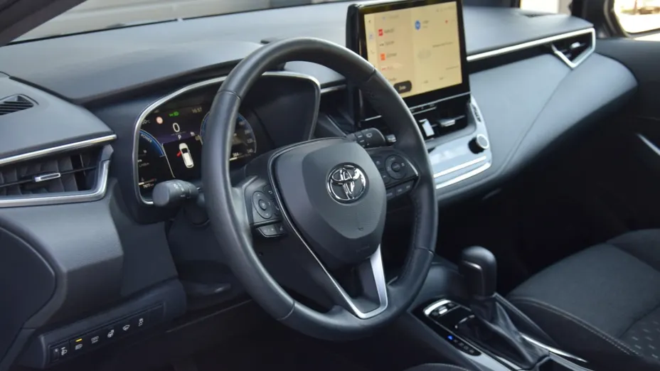 TOYOTA Corolla -
