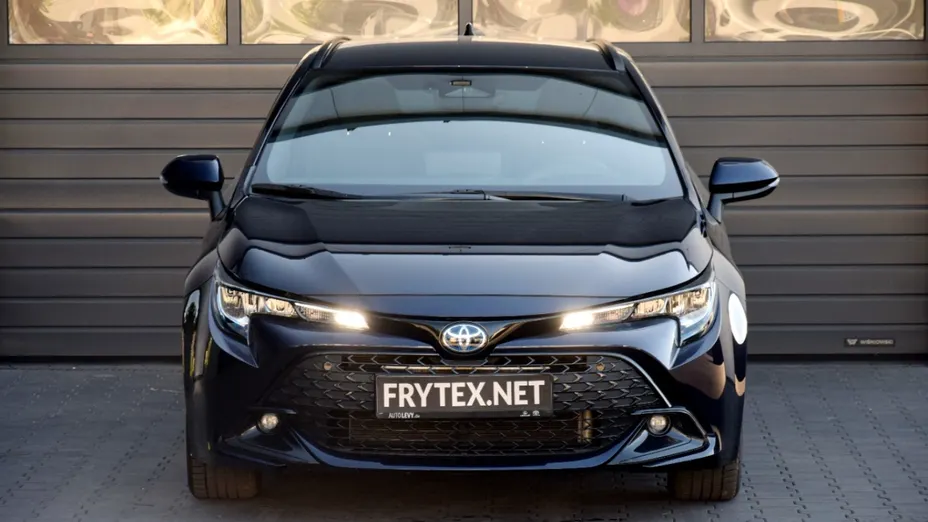 TOYOTA Corolla -