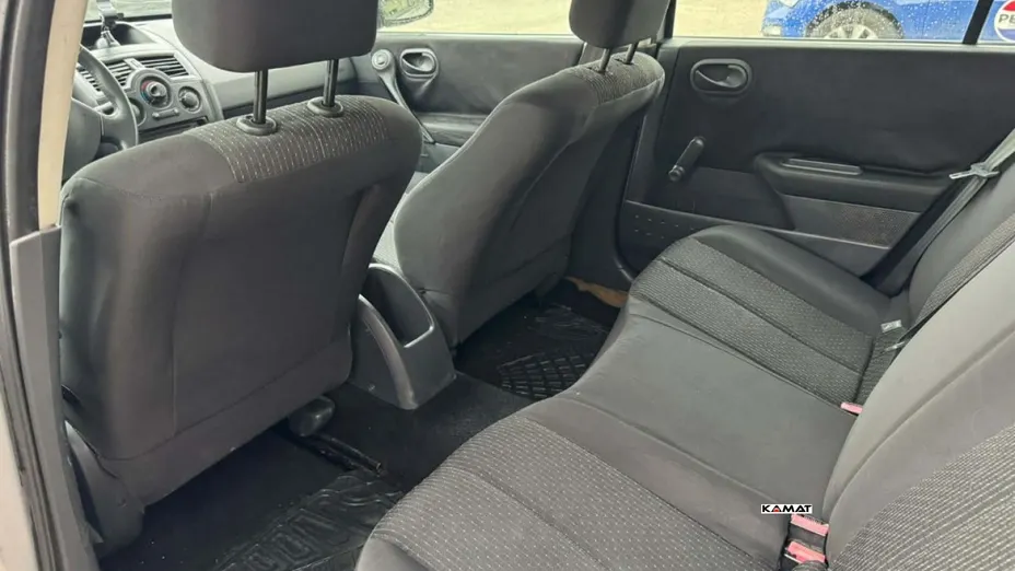 RENAULT Megane -