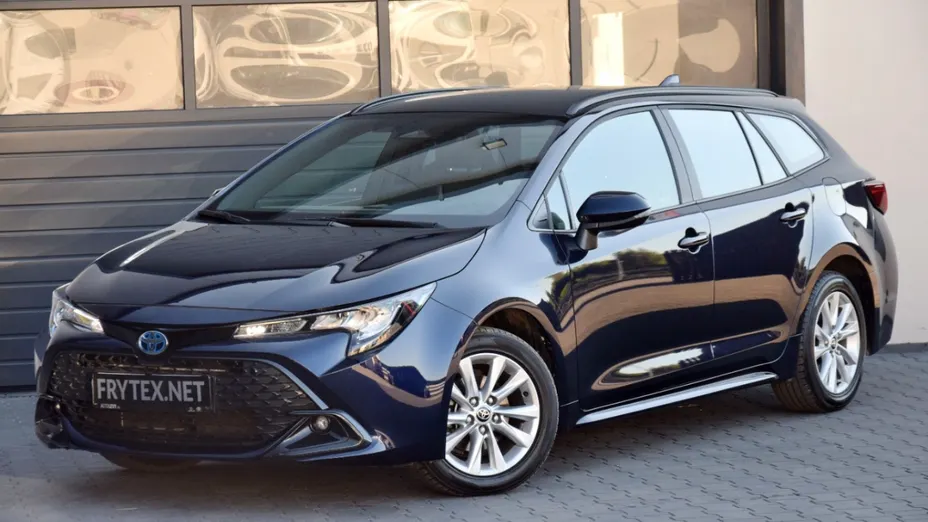 TOYOTA Corolla -