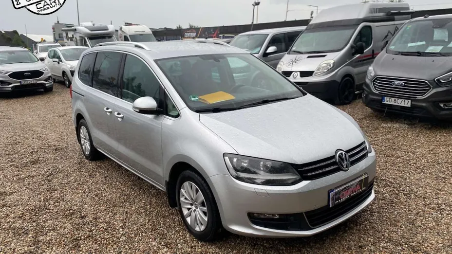 VOLKSWAGEN Sharan -