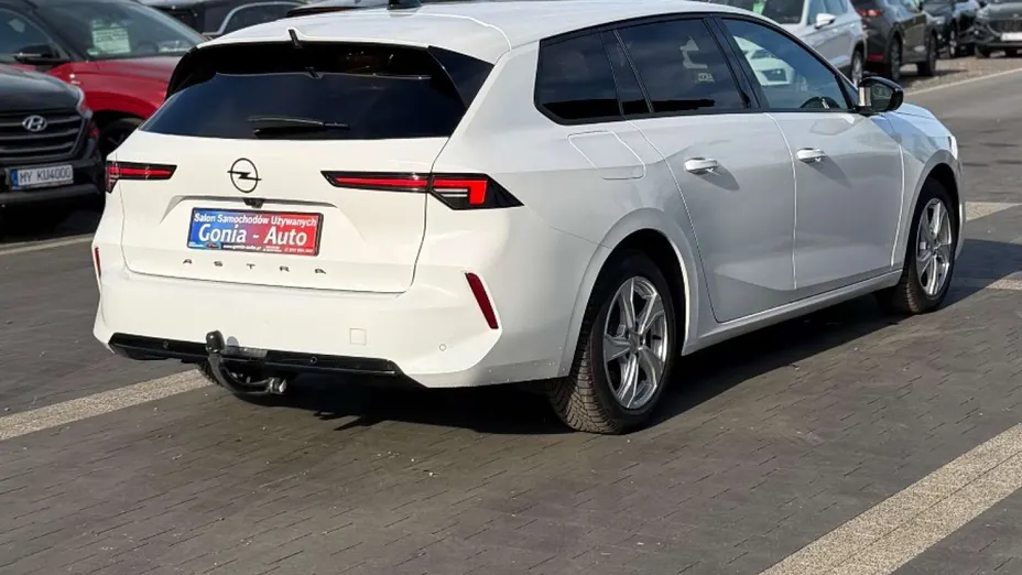 OPEL Astra -