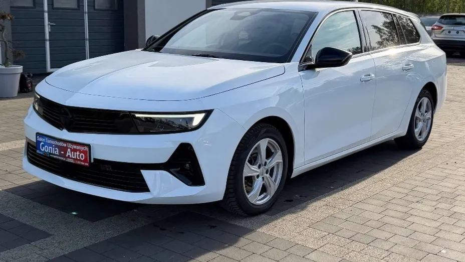 OPEL Astra -