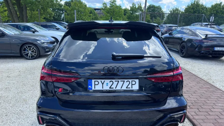 AUDI RS6 Avant -