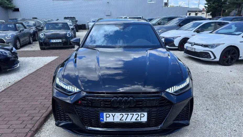 AUDI RS6 Avant -