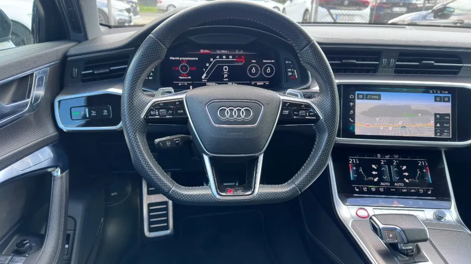 AUDI RS6 Avant -