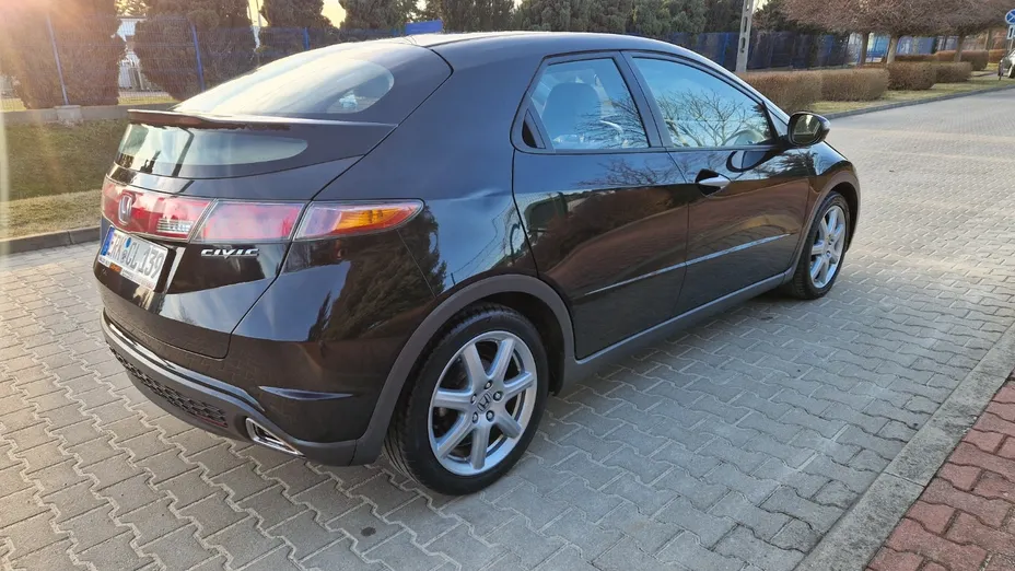 HONDA Civic -