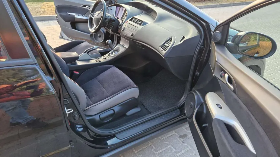 HONDA Civic -
