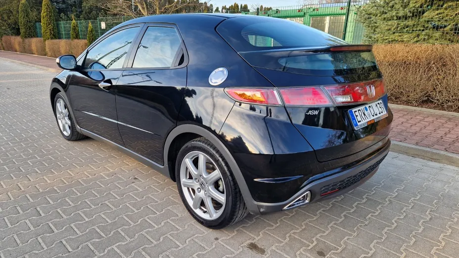HONDA Civic -