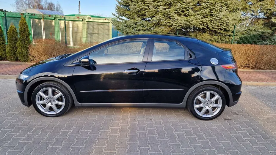 HONDA Civic -