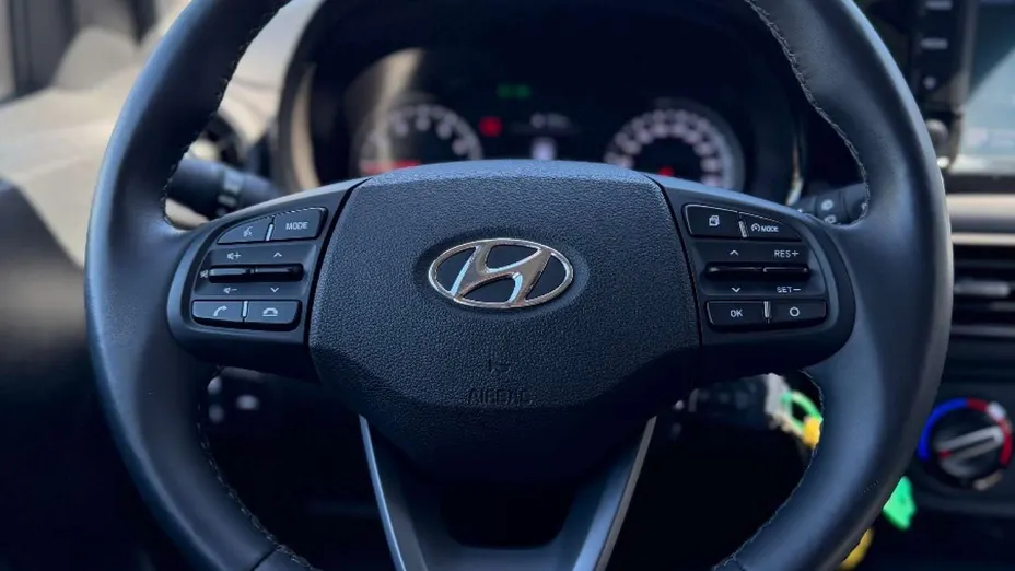HYUNDAI i10 -