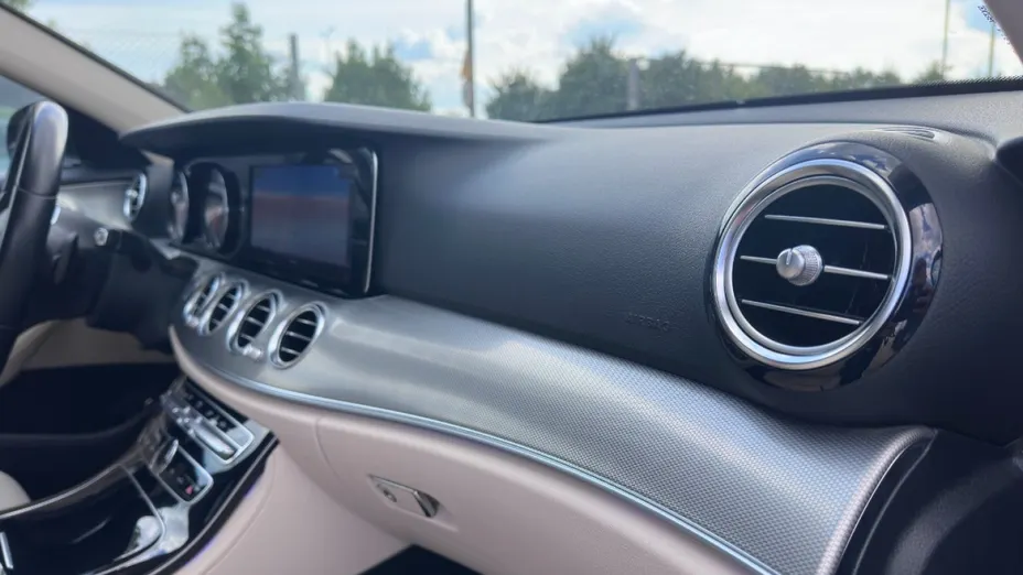 MERCEDES-BENZ E Klasa -