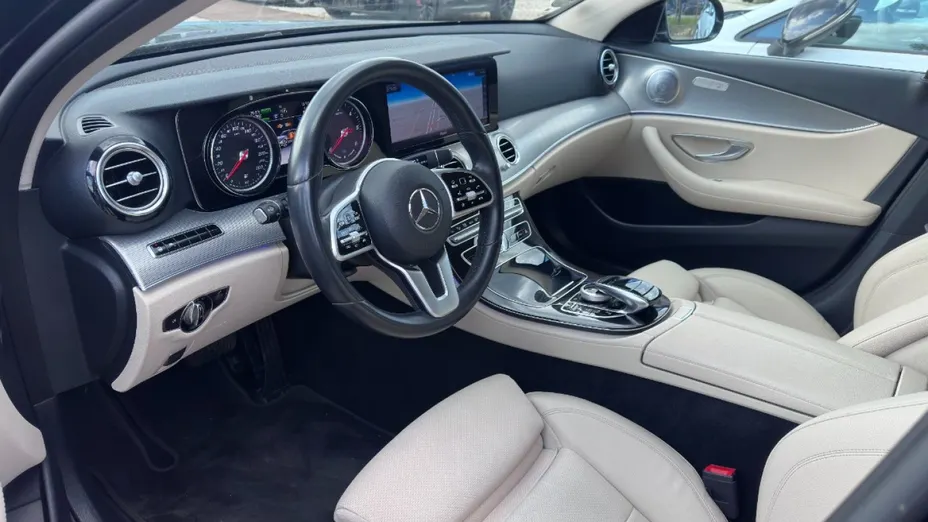 MERCEDES-BENZ E Klasa -