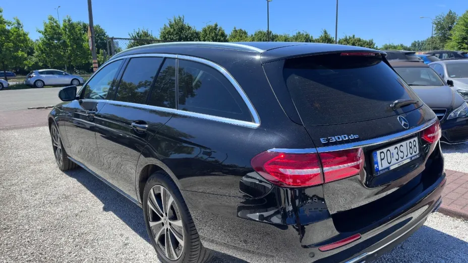 MERCEDES-BENZ E Klasa -