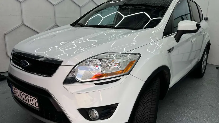 FORD Kuga -