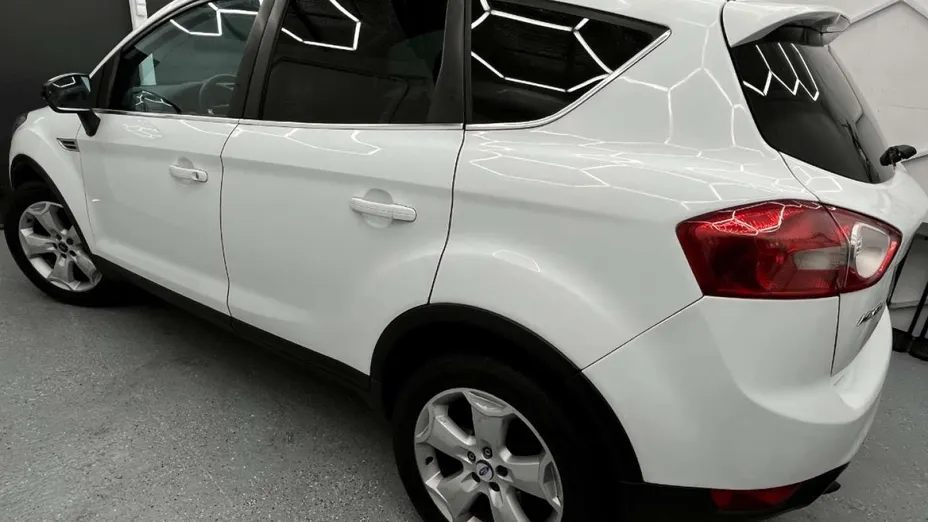 FORD Kuga -
