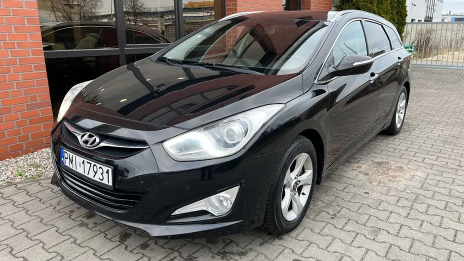 HYUNDAI i40 -