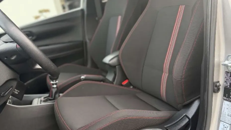 HYUNDAI i20 -