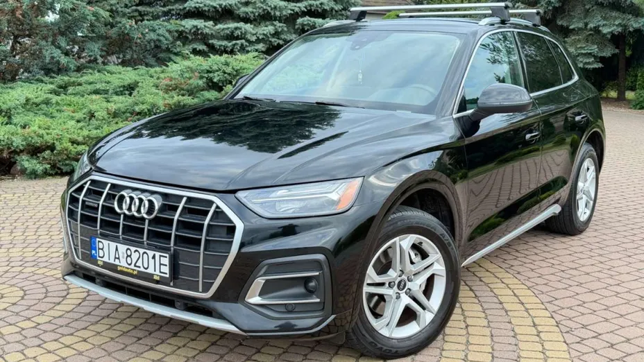AUDI Q5 -