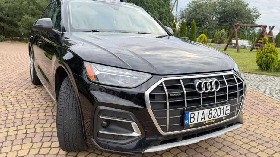 AUDI Q5 -
