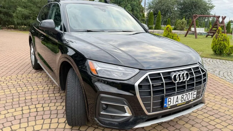 AUDI Q5 -