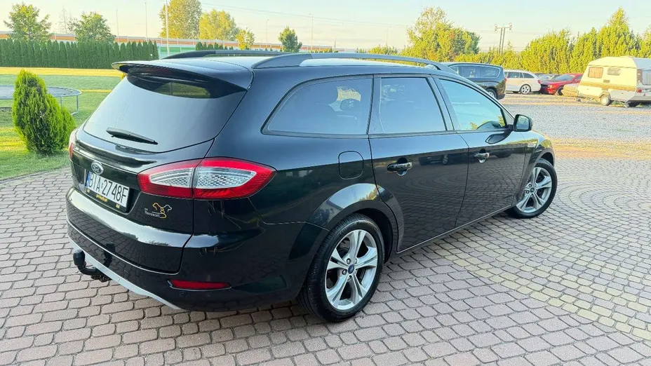 FORD Mondeo -