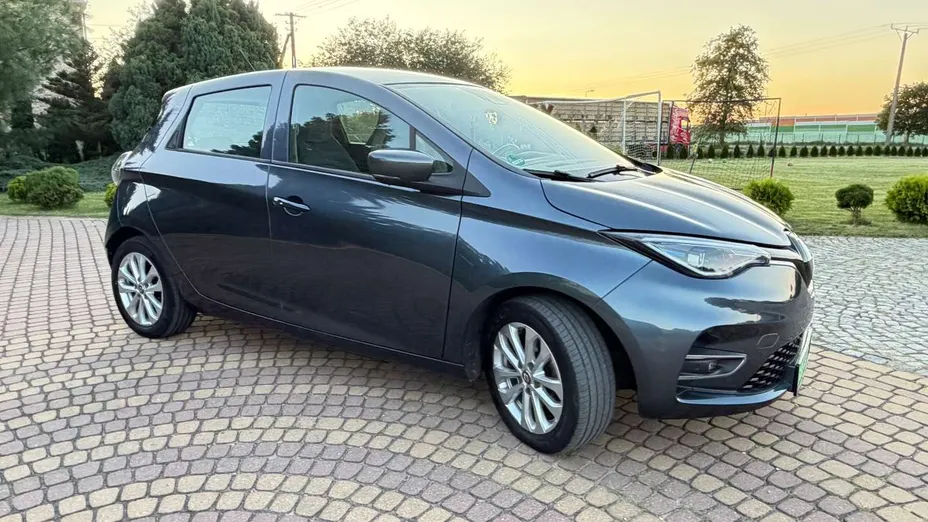 RENAULT ZOE -