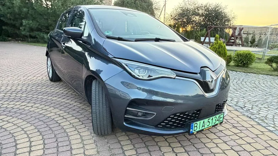 RENAULT ZOE -