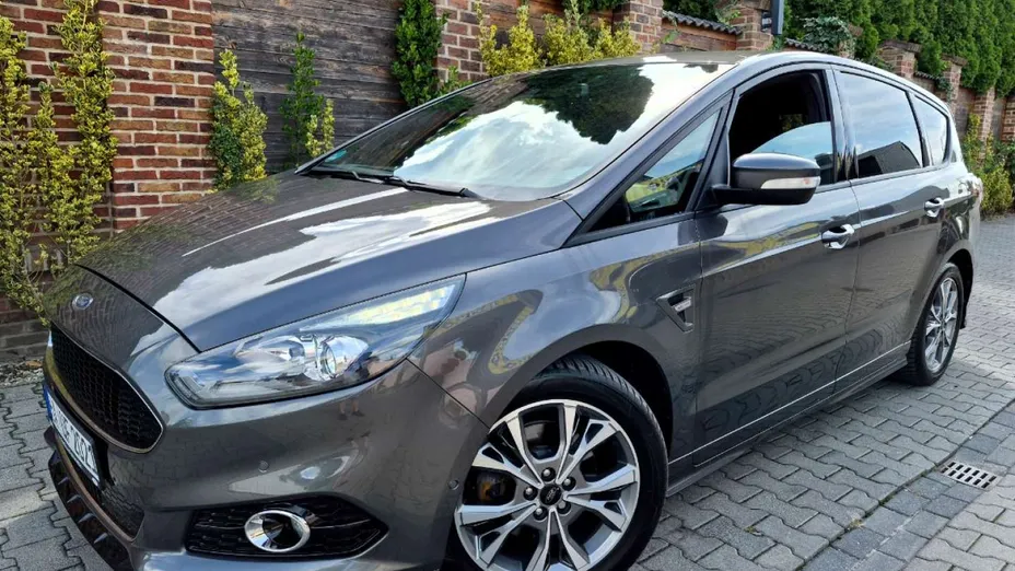 FORD S-MAX -