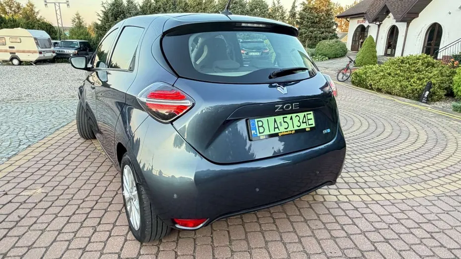 RENAULT ZOE -
