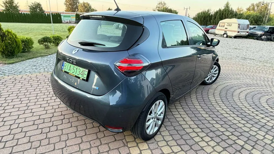 RENAULT ZOE -
