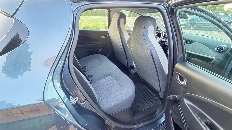 RENAULT ZOE -