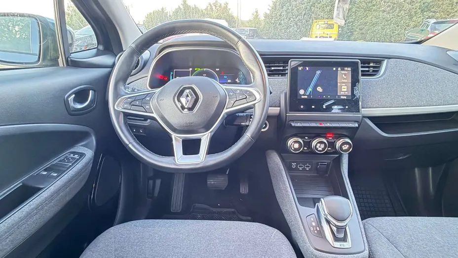RENAULT ZOE -