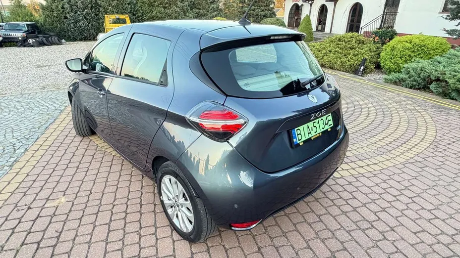 RENAULT ZOE -
