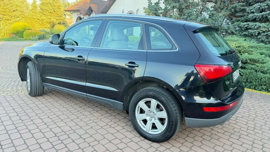 AUDI Q5 -