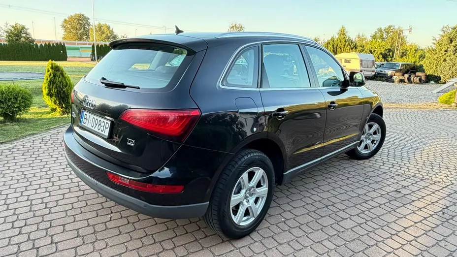 AUDI Q5 -