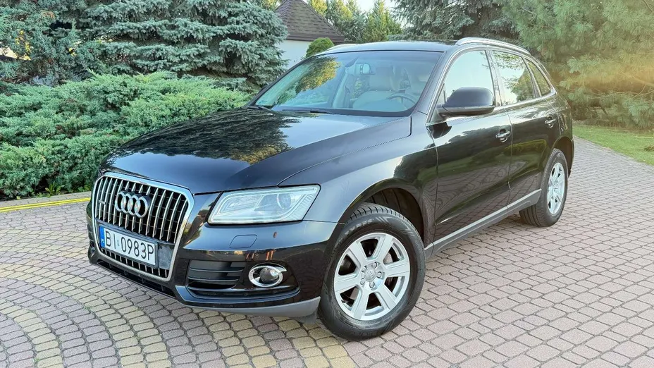 AUDI Q5 -
