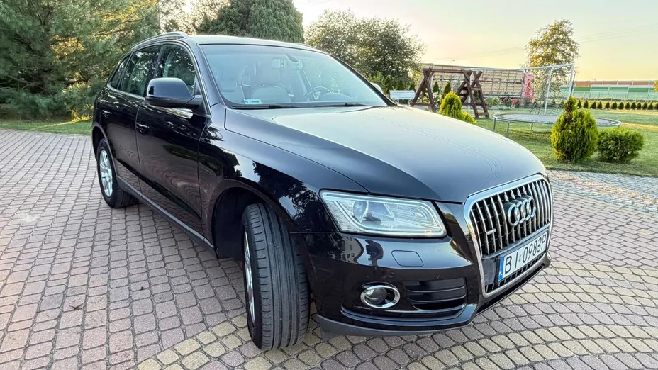 AUDI Q5 -