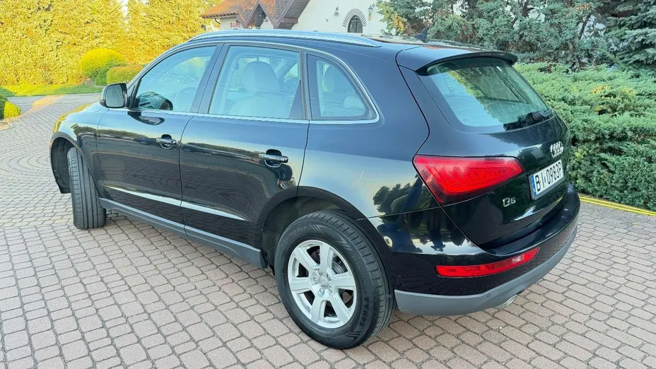 AUDI Q5 -