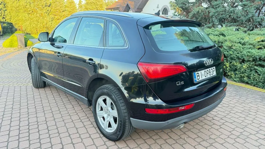 AUDI Q5 -