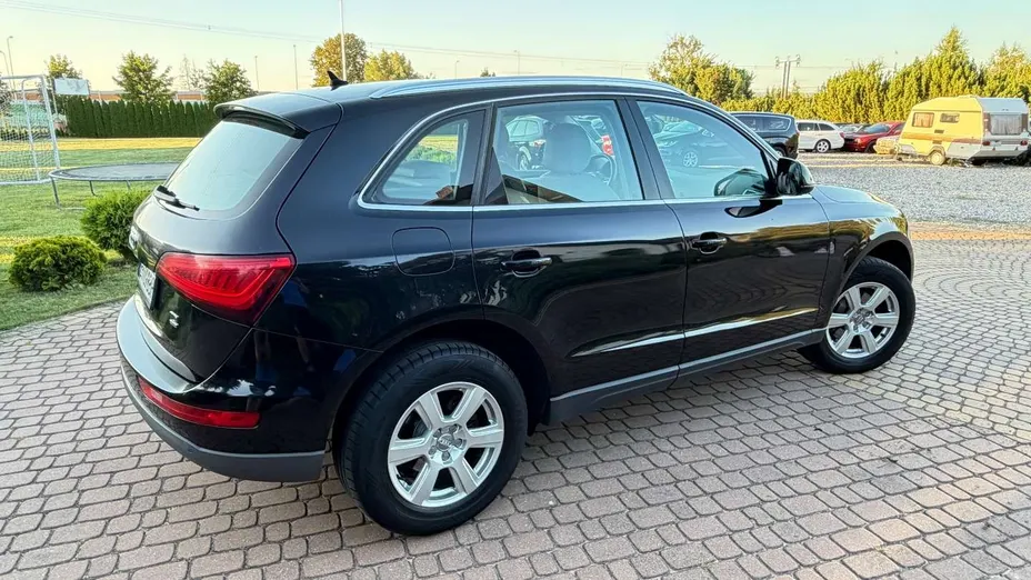AUDI Q5 -