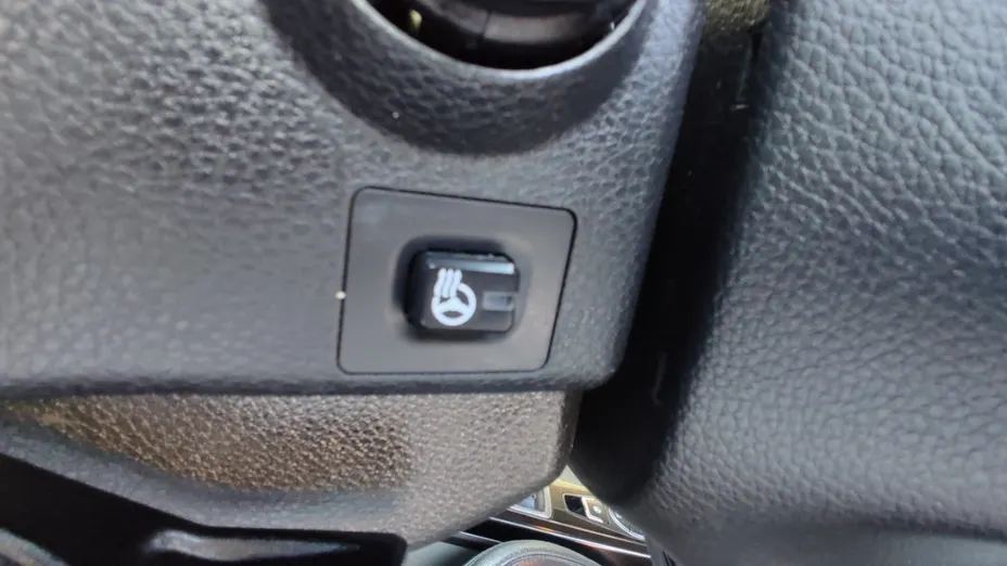 HYUNDAI i40 -