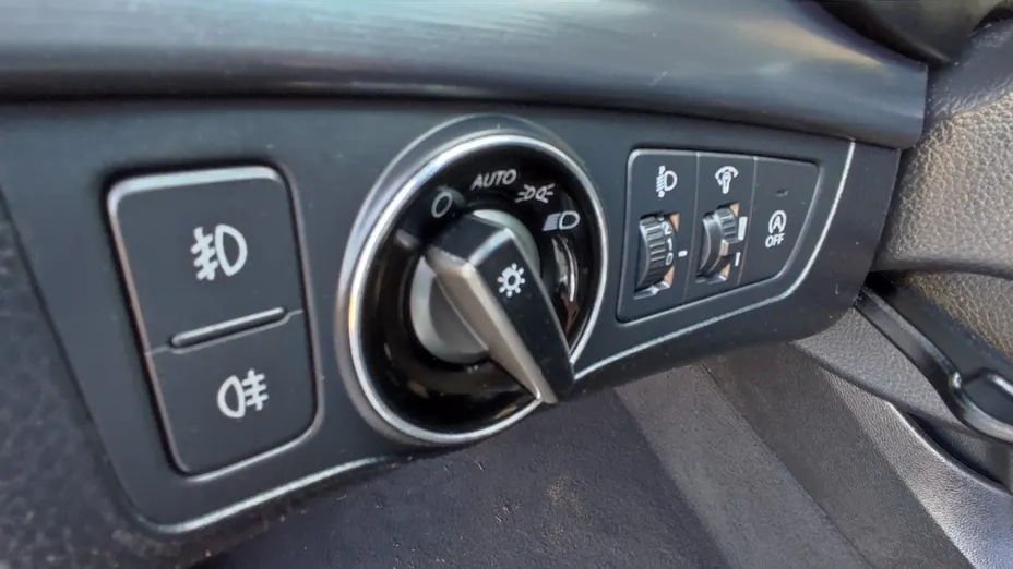 HYUNDAI i40 -
