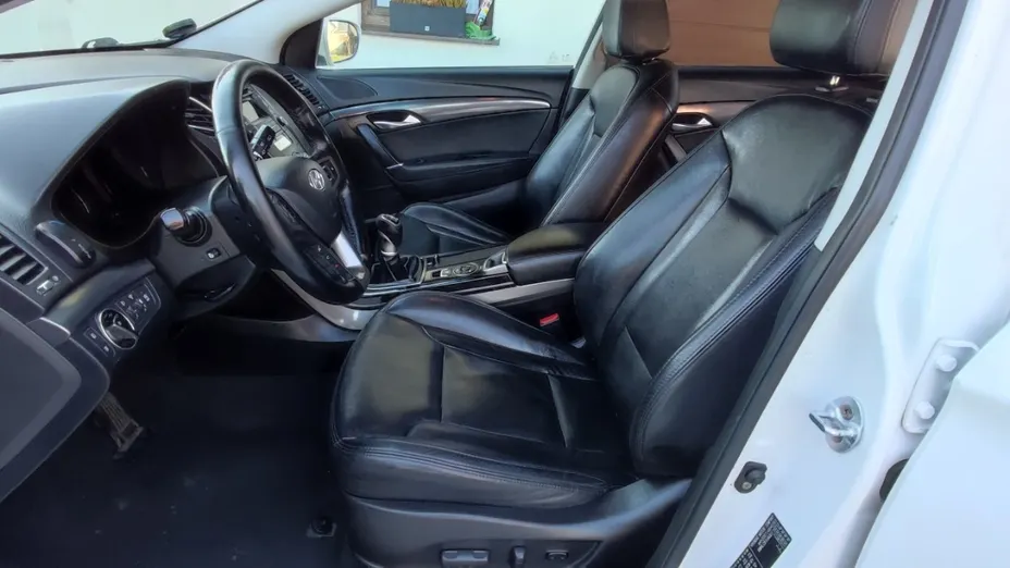 HYUNDAI i40 -